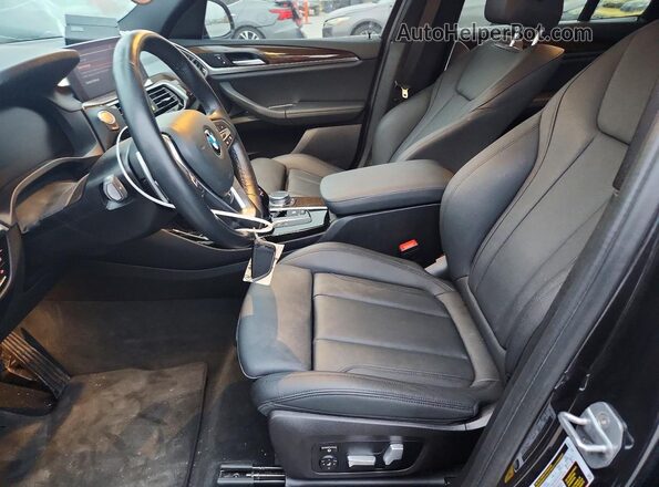 5UXTY3C02L9D23759 2020 BMW X3 Черный Вид салона спереди