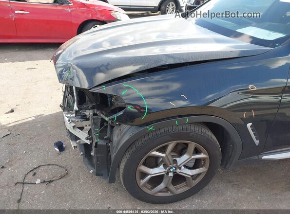 5UXTY3C05L9C15250 2020 BMW X3 Черный Вид спереди