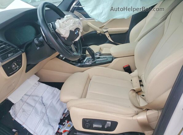 5UXTY5C02L9D31985 2020 BMW X3 White Սալոնի դիմացի տեսք
