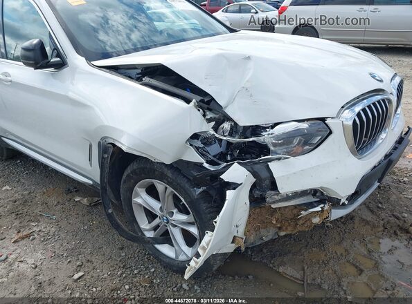 5UXTY5C09M9F95982 2021 BMW X3 Белый Вид спереди