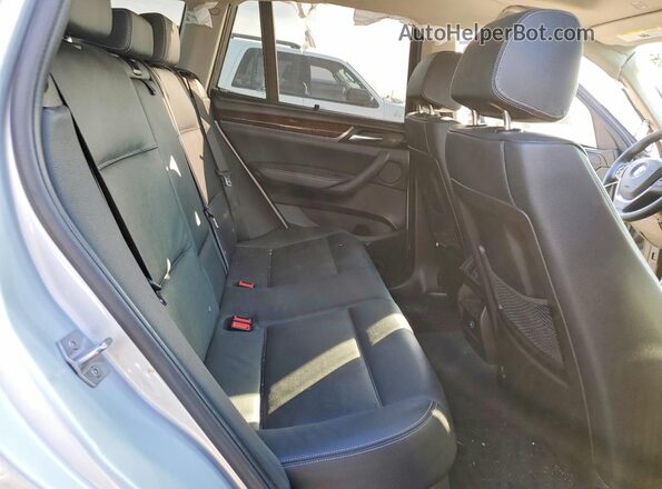 5UXWX7C51G0S17541 2016 BMW X3 Серебряный Вид задней части салона