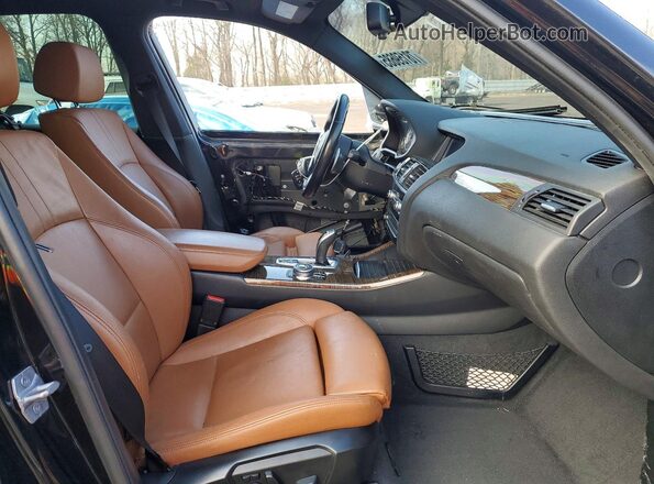 5UXWX9C34H0T16091 2017 BMW X3 Черный Вид салона спереди