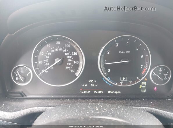 5UXWX9C37H0W68596 2017 BMW X3 Черный Вид задних сидений