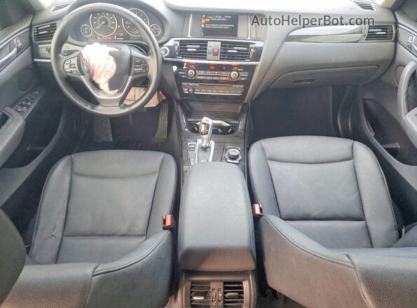 5UXWX9C52H0T06113 2017 BMW X3 Серый Вид панели приборов