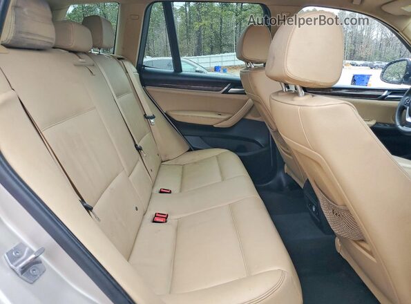 5UXWX9C53H0D96424 2017 BMW X3 Золотой Вид задней части салона