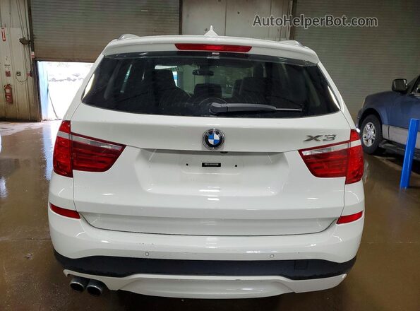 5UXWX9C5XG0D81255 2016 BMW X3 Белый Вид сзади