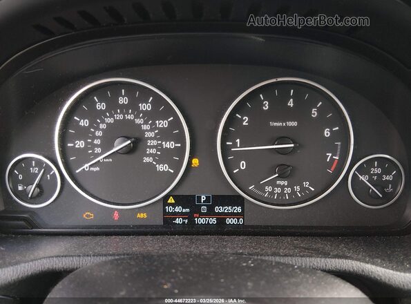 5UXWZ7C3XH0X41538 2017 BMW X3 Gray Widok tylnych siedzeń