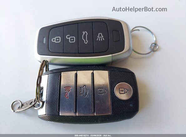 5XXGU4L16LG398784 2020 KIA OPTIMA Белый Вид панели приборов
