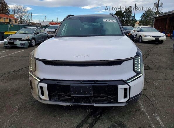 5XYAEFS52TG007600 2026 KIA EV9 Белый Вид спереди