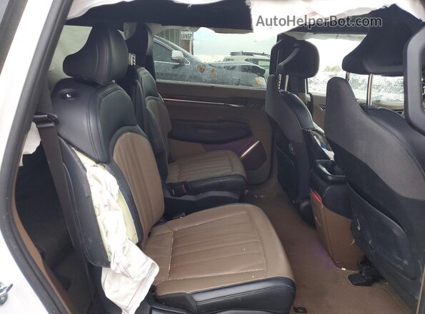 5XYAEFS52TG007600 2026 KIA EV9 Белый Вид задних сидений