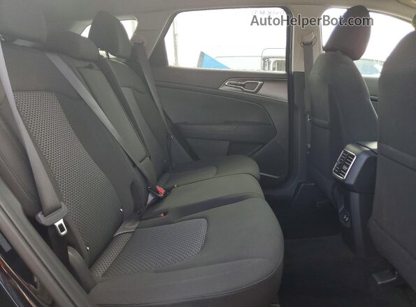 5XYK23DF4TG391039 2026 KIA SPORTAGE Black Հետևի նստատեղերի տեսք