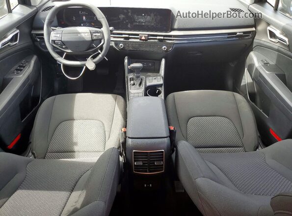 5XYK23DF4TG391039 2026 KIA SPORTAGE Black Առջևի վահանակի տեսք