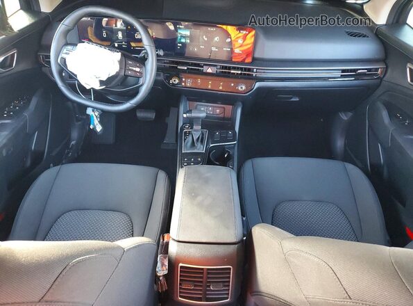5XYK23DFXTG330052 2026 KIA SPORTAGE Black Dashboard view