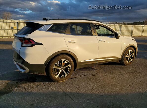 5XYK33DF4SG263024 2025 KIA SPORTAGE White Trasero derecho