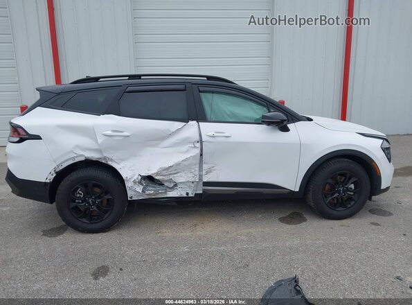 5XYK7CDF0RG209556 2024 KIA SPORTAGE White Widok wnętrza z tyłu