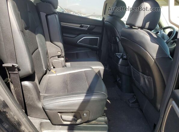 5XYP2DHC9NG284700 2022 KIA TELLURIDE Black Widok wnętrza z tyłu