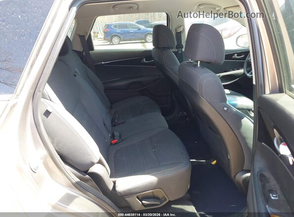 5XYPG4A32HG299751 2017 KIA SORENTO Серый Вид наклейки с VIN-кодом