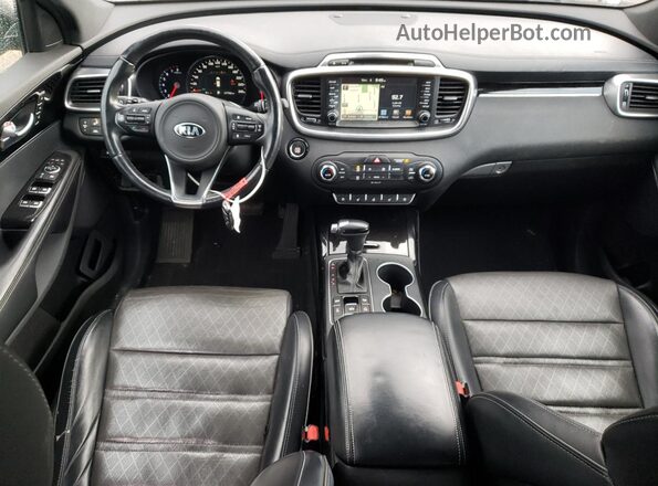 5XYPKDA51JG375174 2018 KIA SORENTO Серый Вид панели приборов