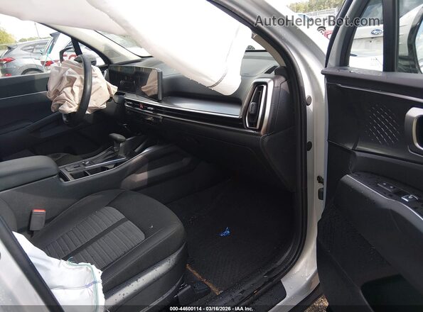 5XYRG4JC6TG425904 2026 KIA SORENTO Gray Widok wnętrza z przodu