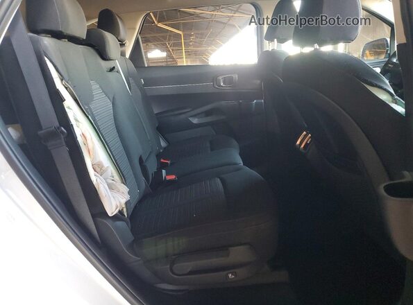 5XYRG4JC9TG426772 2026 KIA SORENTO White უკანა სალონის ხედი