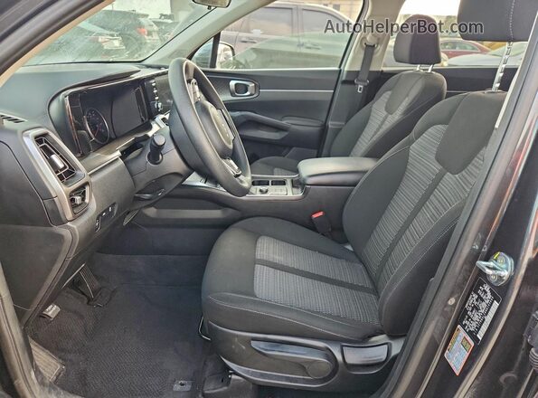 5XYRG4LC6NG145609 2022 KIA SORENTO Серый Вид салона спереди