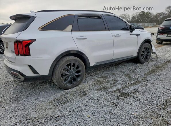 5XYRK4LF3MG024477 2021 KIA SORENTO White Trasero derecho