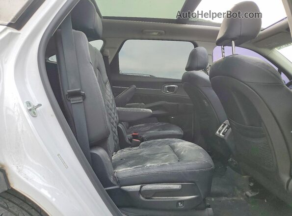 5XYRK4LF3MG024477 2021 KIA SORENTO White Vista interior trasera