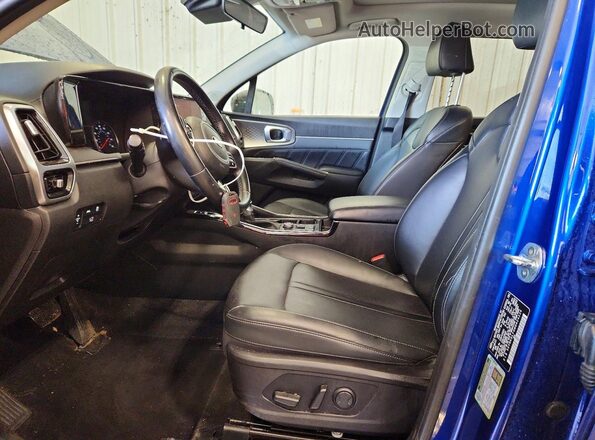 5XYRKDLF0MG024226 2021 KIA SORENTO Blue Front interior view
