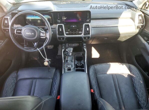 5XYRKDLF5NG111413 2022 KIA SORENTO Silver Dashboard view