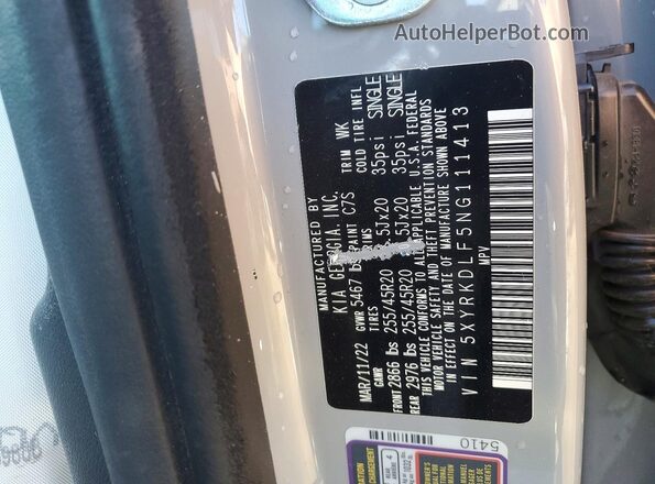 5XYRKDLF5NG111413 2022 KIA SORENTO Silver VIN sticker view