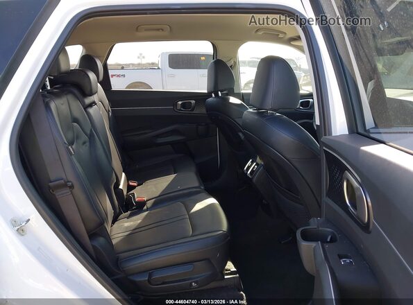 5XYRL4JC9RG260385 2024 KIA SORENTO White VIN კოდის სტიკერის ხედი