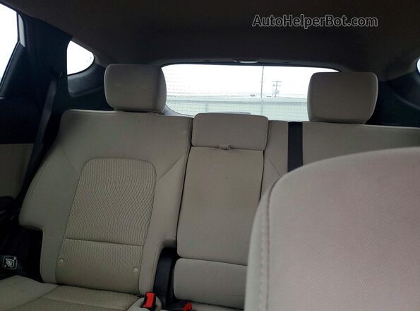 5XYZUDLB1GG353321 2016 HYUNDAI SANTA Белый Вид задних сидений