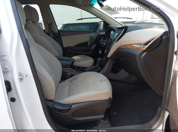 5XYZUDLBXGG362910 2016 HYUNDAI SANTA FE SPORT Белый Вид салона спереди