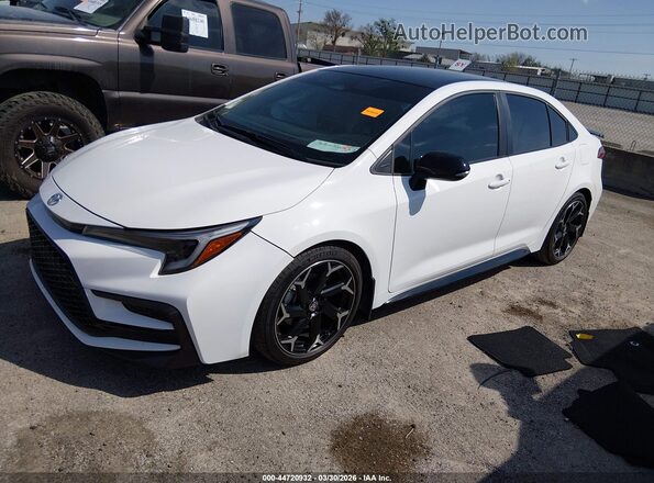 5YFB4MCE8SP242555 2025 TOYOTA LL Белый Передняя левая четверть
