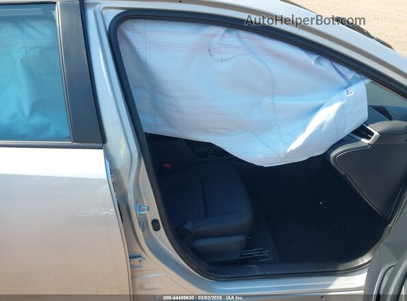 5YFB4MDE0TP407403 2026 TOYOTA LL Серебряный Вид салона спереди