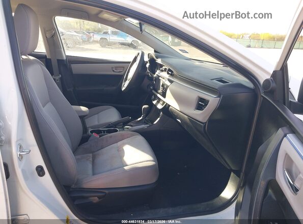 5YFBURHE4GP546771 2016 TOYOTA LL White Front interior view
