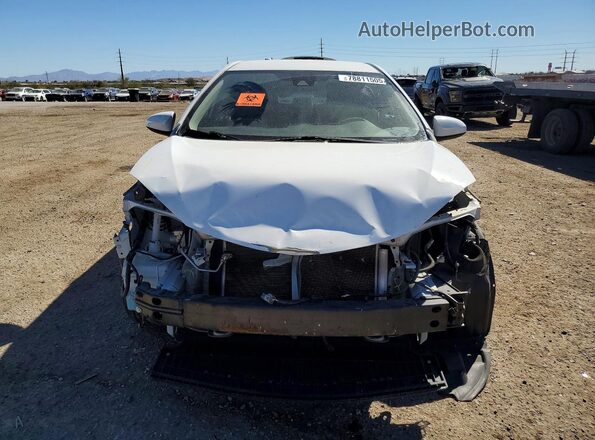 5YFBURHEXHP700191 2017 TOYOTA LL White Front view