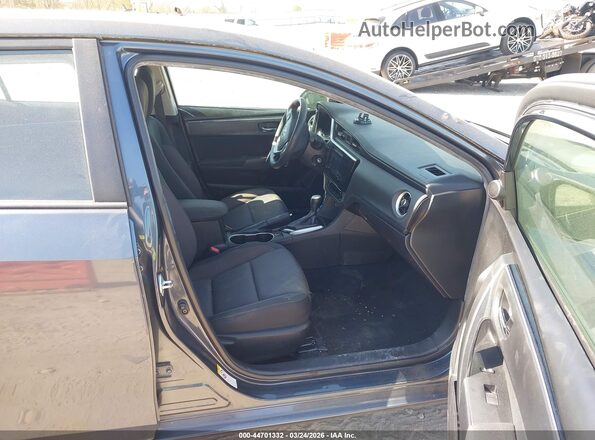 5YFBURHEXKP876925 2019 TOYOTA LL Серый Вид салона спереди