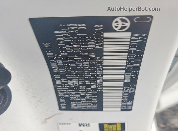 5YFEPMAE4NP342082 2022 TOYOTA LL White ძრავის განყოფილების ხედი
