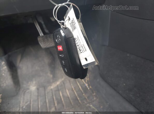 5YFS4MCE1TP261935 2026 TOYOTA LL Blue Առջևի վահանակի տեսք