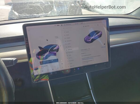 5YJ3E1EA2JF044123 2018 TESLA MODEL 3 Серебряный 