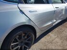 2018 Tesla Model 3 Long Range/mid Range Серебряный vin: 5YJ3E1EA2JF044123