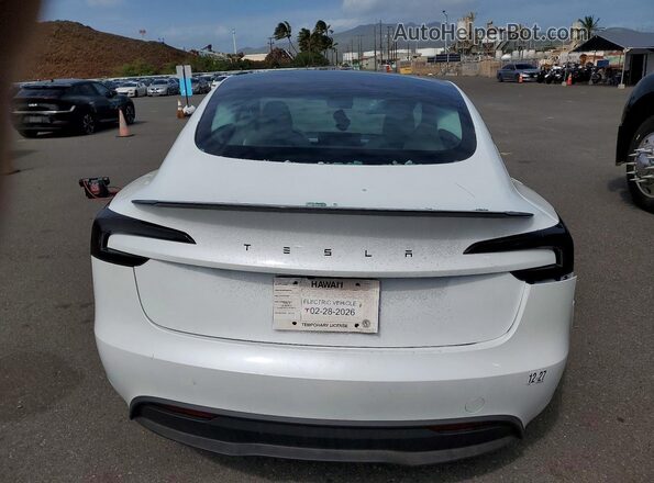 5YJ3E1EA9TF134792 2026 TESLA MODEL Белый Вид сзади