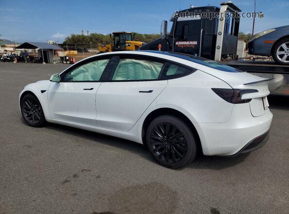 5YJ3E1EA9TF134792 2026 TESLA MODEL Белый Задняя левая четверть