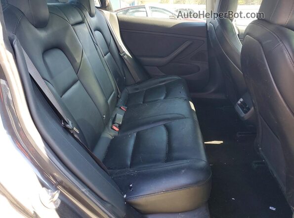 5YJ3E1EB0JF066047 2018 TESLA MODEL Серый Вид задних сидений