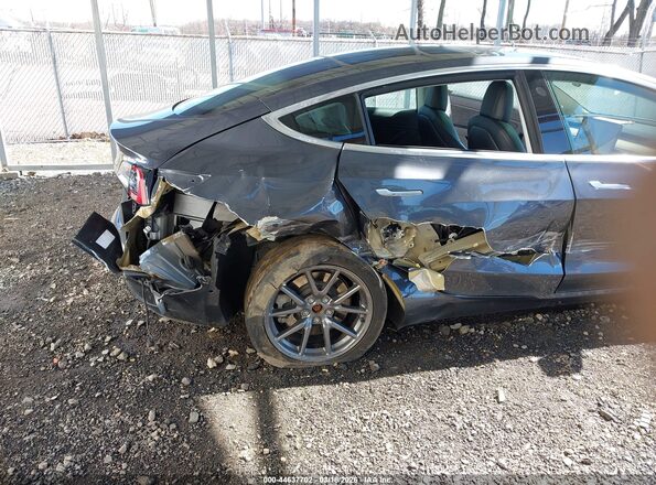 5YJ3E1EB1LF663761 2020 TESLA MODEL 3 Серый Вид спереди