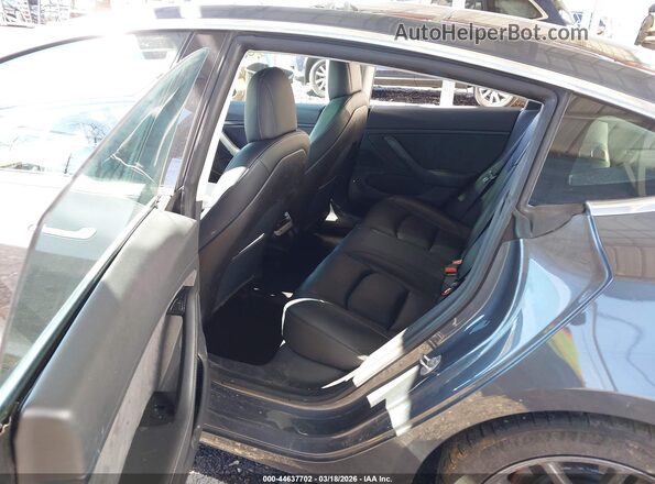 5YJ3E1EB1LF663761 2020 TESLA MODEL 3 Серый Вид наклейки с VIN-кодом