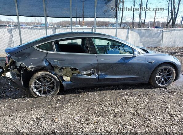 5YJ3E1EB1LF663761 2020 TESLA MODEL 3 Серый Вид задней части салона