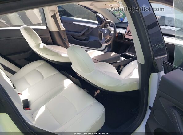 5YJ3E1EB3NF180372 2022 TESLA MODEL 3 Белый Вид наклейки с VIN-кодом
