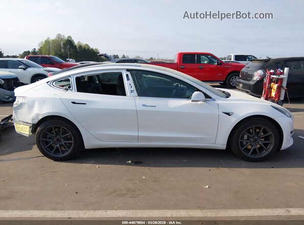 5YJ3E1EB4KF452987 2019 TESLA MODEL 3 Белый Вид задней части салона